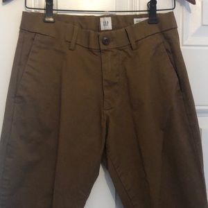 Gap 28x30 slim chinos